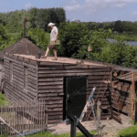 Geitenstal ontmanteld